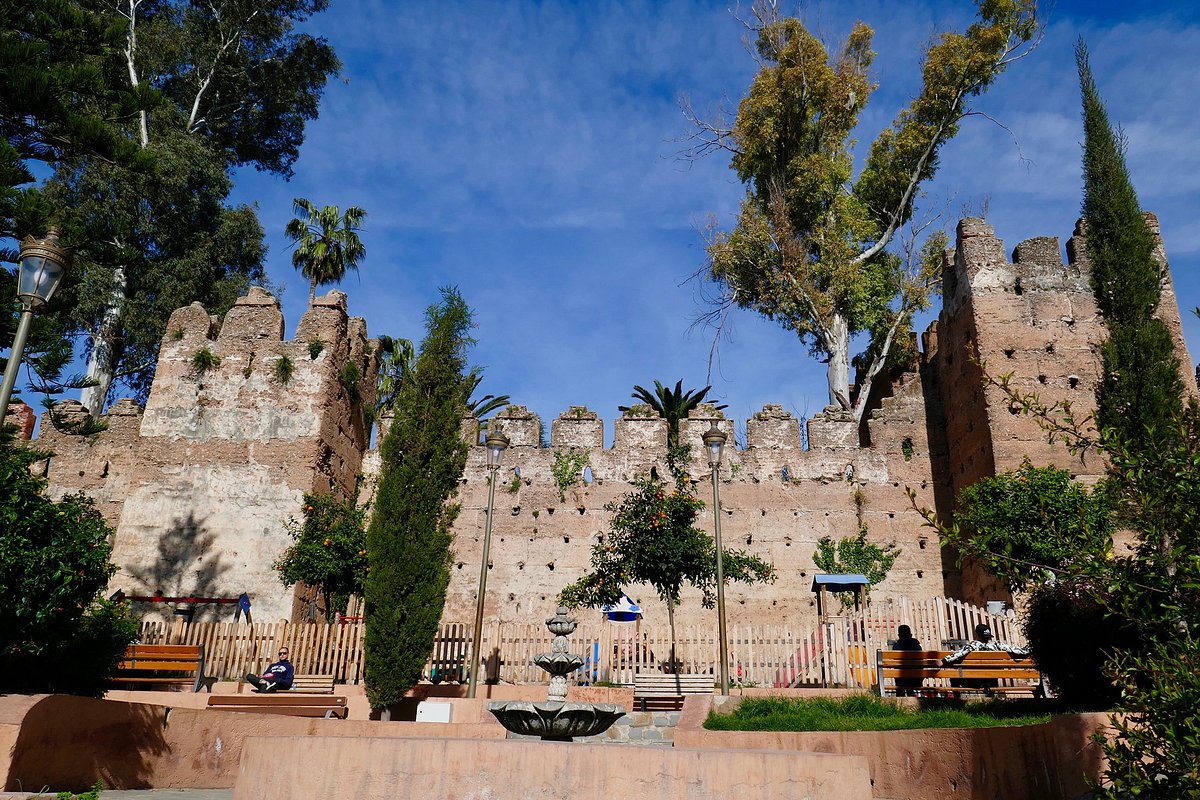 <span> 3 </span>Explore the Kasbah